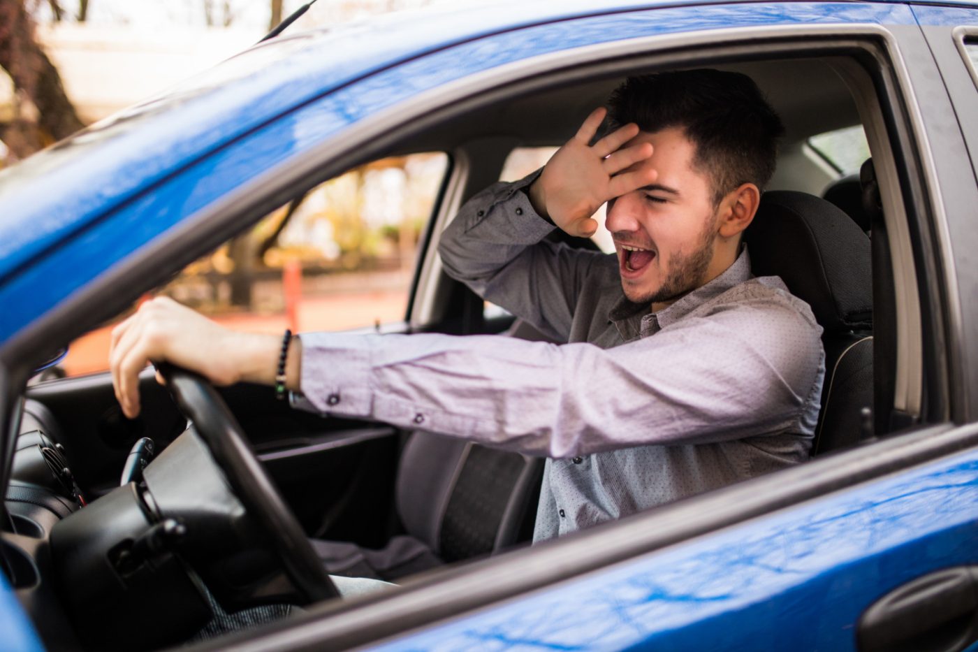 Man leases a car with bad credit