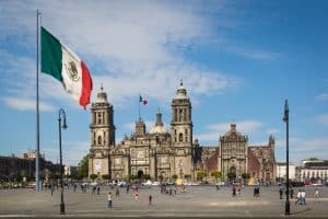 Centralización del poder en México