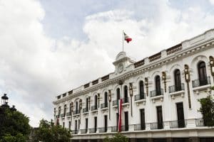 Centralización del poder en México